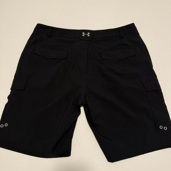 Under Armour Men's Golf Shorts Cargo Black Size 36 10" Inseam - Picture 2 of 6